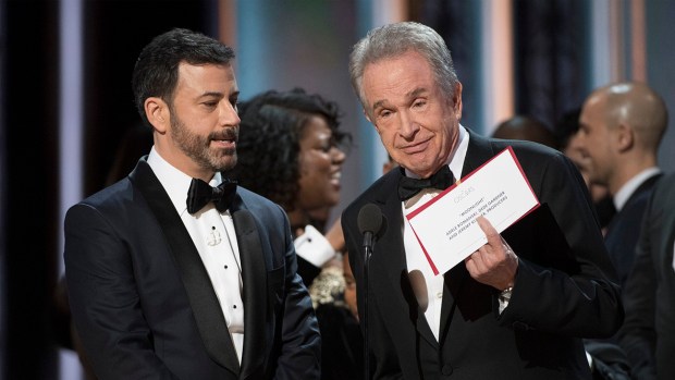 jimmy_kimmel_warren_beatty_best_picture_card.jpg