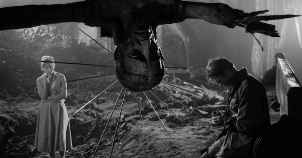 Ashes-and-Diamonds-2-1140x600